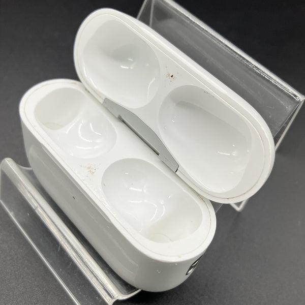 AirPods Pro 第2世代　USB-C 箱付き 中古 Apple 【中古】AirPods Pro (第2世代) MagSafe充電ケース(USB-C