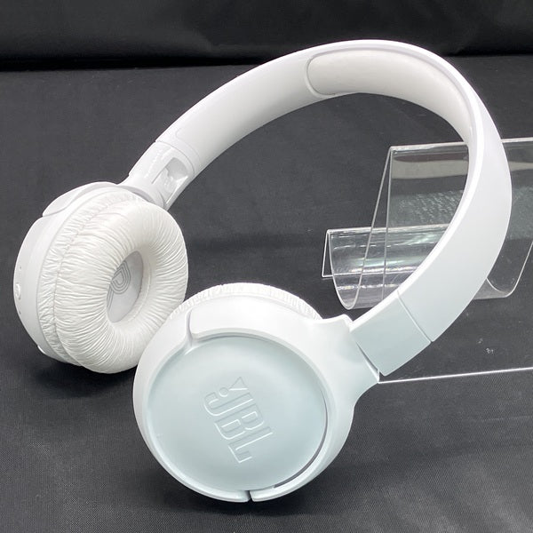 【中古】TUNE 520BT ホワイト【JBLT520BTWHT】【秋葉原】