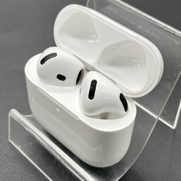 Apple 【中古】AirPods 4 MXP93J/A（アクティブノイズキャンセ