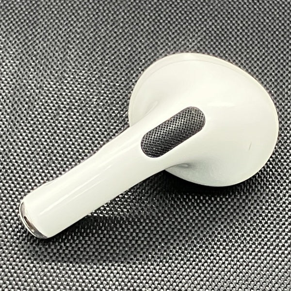【中古送料込】AirPods Pro 第一世代 付属品付き AirPods Pro 第一世代 本体 付属品付き - メルカリ