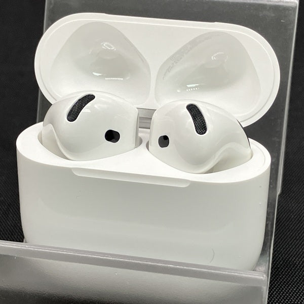【中古】AirPods 4 MXP93J/A(アクティブノイズキャンセリング搭載)【日本橋】