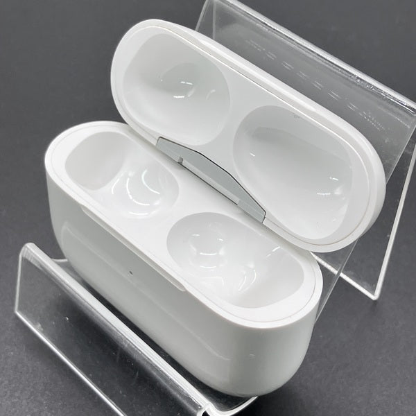 AirPods本体と充電ケースセット 【公式通販】