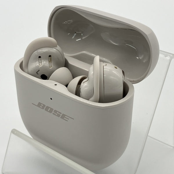 【中古】QuietComfort Ultra Earbuds White Smoke【秋葉原】