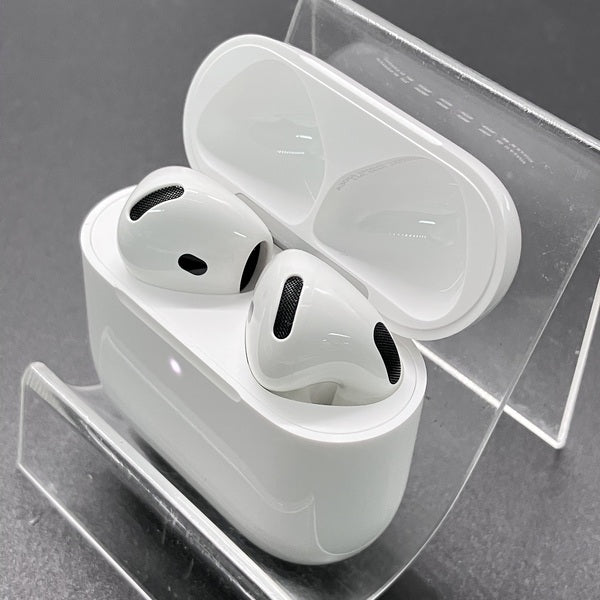 【中古】AirPods 4 MXP63J/A【秋葉原】