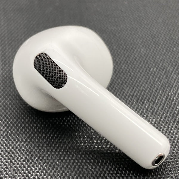 AirPods 4 アクティブノイズキャンセリング搭載　中古 Apple 【中古】AirPods 4 (R側)（アクティブノイズキャンセ