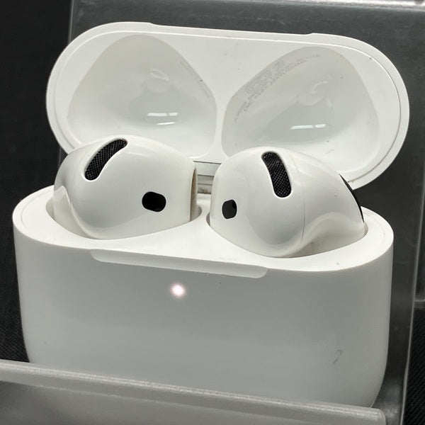 Apple 【中古】AirPods 4 MXP93J/A（アクティブノイズキャンセ