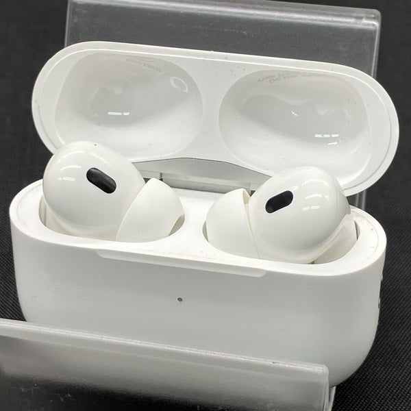 【中古】MagSafe充電ケース(USB-C)付きAirPods Pro(第2世代) MTJV3JA【名古屋】