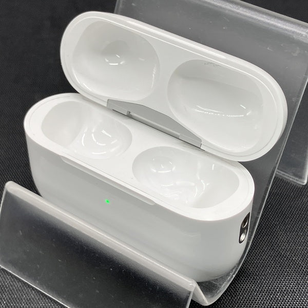 Apple 【中古】AirPods Pro (第2世代) MagSafe充電ケース(USB-C