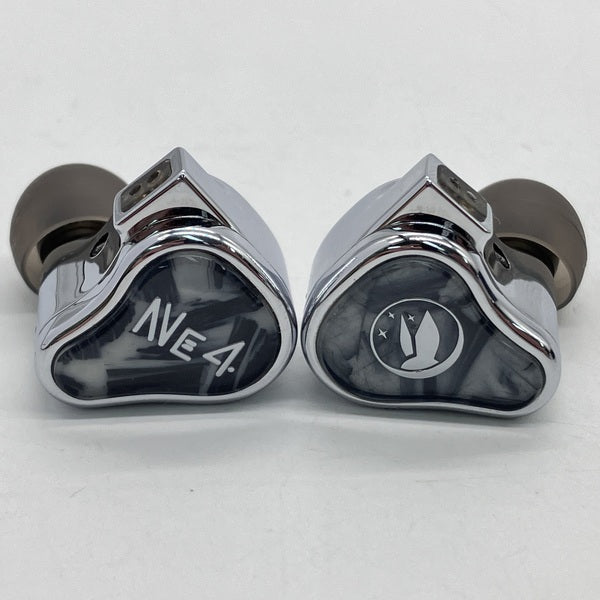 【中古】Neon 4(ケーブル欠品)【秋葉原】