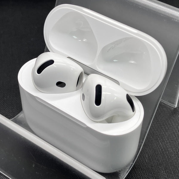 【中古】AirPods 4 MXP93J/A(アクティブノイズキャンセリング搭載)【名古屋】