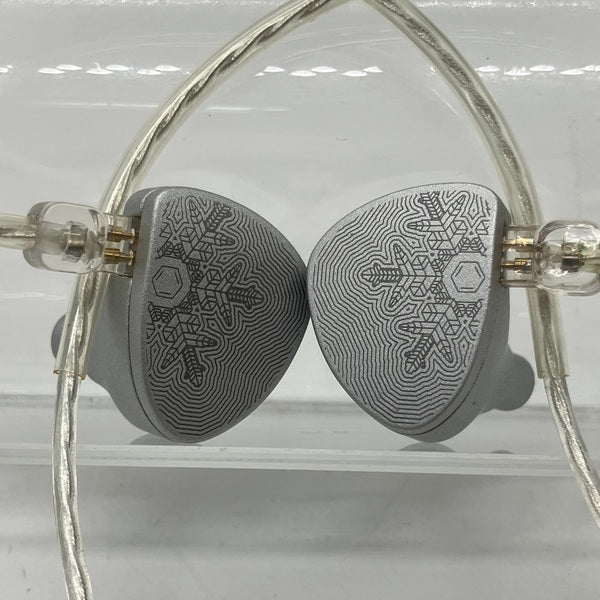 水月雨 (MOONDROP) 【中古】Aria Snow Edition【秋葉原】 – e