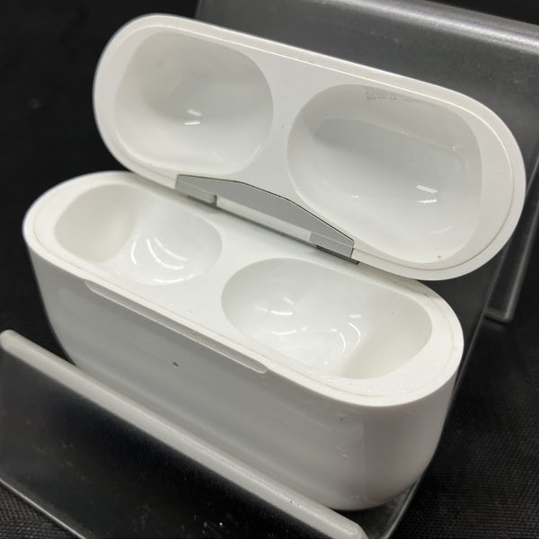 air pods pro 第一世代　本体　ケース 中古 Apple AirPods Pro エアーポッズ プロ 充電ケースのみ USED超美