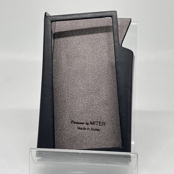 Astell & Kern, SR25 MKII (MK2) ケース付き Astell&Kern A&norma SR25 MKII - StereoLife Magazine