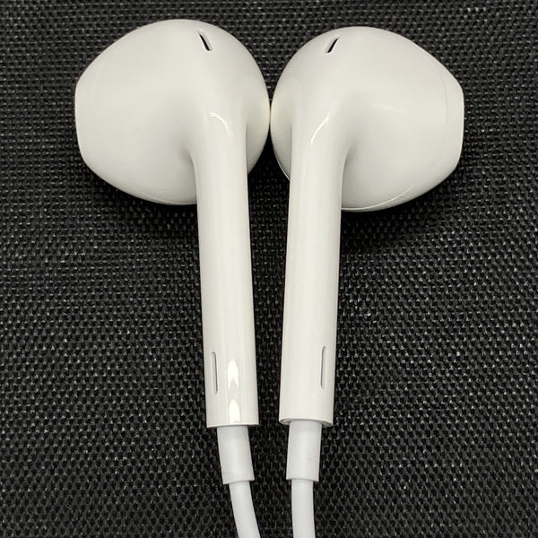 新品未開封Apple純正品In-Ear Headphonesカナル式 イヤホン iPod Style - ( Apple In-Ear Headphones with Remote and Mic )
