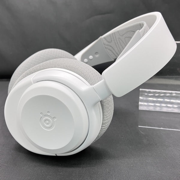 【中古】Arctis Nova 3P Wireless ホワイト【日本橋】