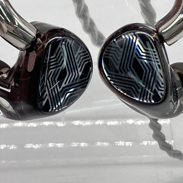 【中古】FA19 【FIO-IEM-FA19-B】【秋葉原】