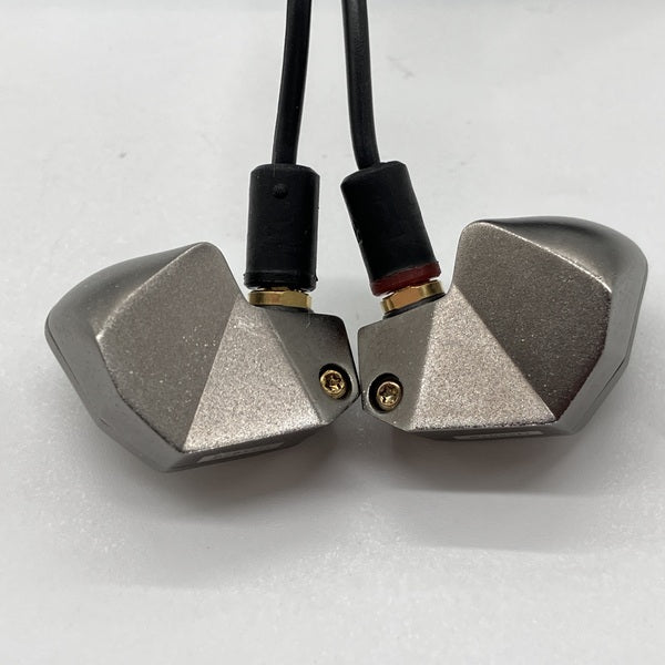 【中古】B2 【FI-B2BSSD】【仙台】