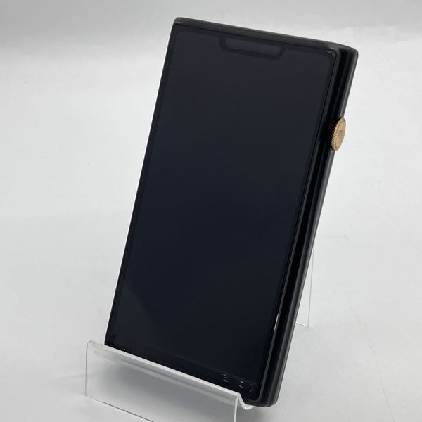【中古】M9 Plus【日本橋】