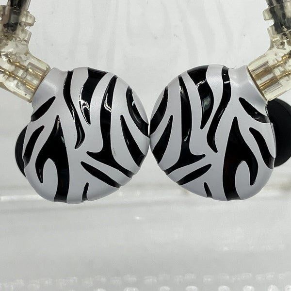 【中古】TRN WhiteTiger 白虎【秋葉原】