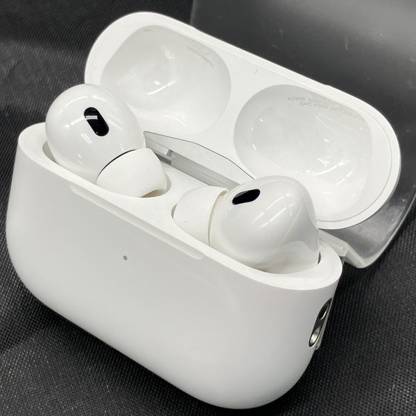 【中古】MagSafe充電ケース(USB-C)付きAirPods Pro(第2世代) MTJV3JA【秋葉原】