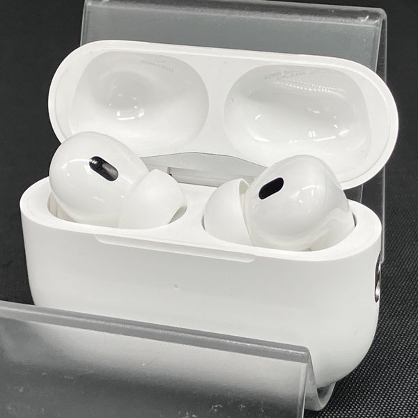 【中古】MagSafe充電ケース(USB-C)付きAirPods Pro(第2世代) MTJV3JA【秋葉原】