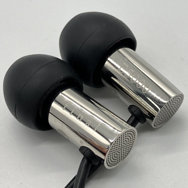 【中古】E3000 【FI-E3DSS】【日本橋】