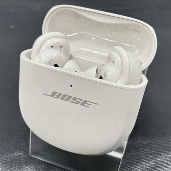 BOSE QC ULTRA earbuds ホワイト 中古 微キズ Bose 【中古】QuietComfort Ultra Earbuds White Smoke【秋葉原