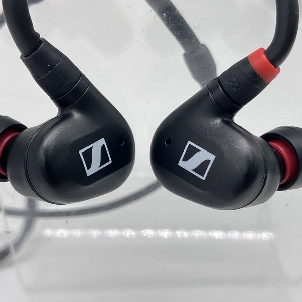 【中古】IE 100 PRO BLACK【秋葉原】