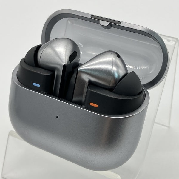 【中古】Galaxy Buds3 Pro シルバー 【SM-R630NZAAXJP】【秋葉原】