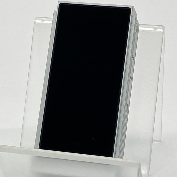 【中古】UA6 Silver【秋葉原】