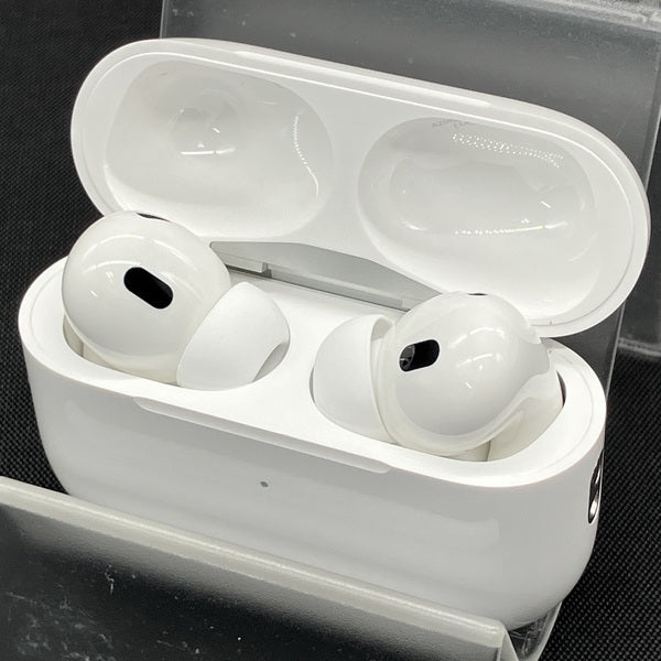 【中古】MagSafe充電ケース(USB-C)付きAirPods Pro(第2世代) MTJV3JA【秋葉原】