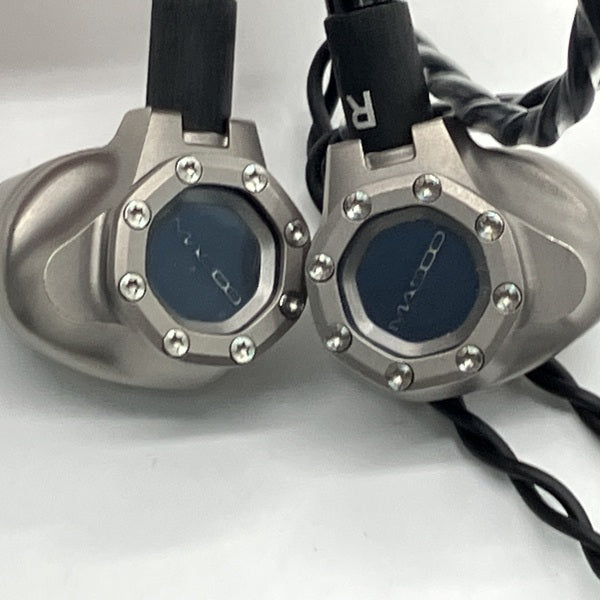 【中古】Typ821 【MDO-T821-TI】【秋葉原】