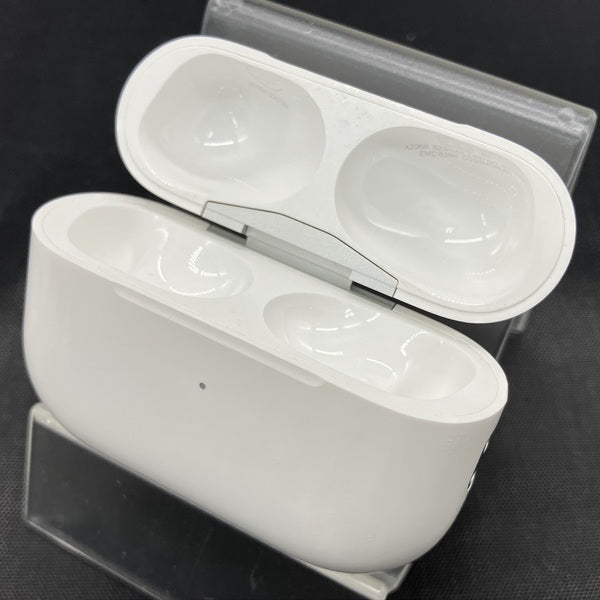 【中古】AirPods Pro (第2世代) MagSafe充電ケース(USB-C)【秋葉原】