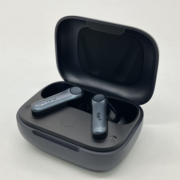 【中古】Air Pro 4 - Black【秋葉原】