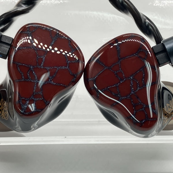 未使用未開封　PUNCHAUDIO MARTILO 有線イヤホン　他社イヤピ付き 未使用未開封 PUNCHAUDIO MARTILO 有線イヤホン 他社イヤピ付き