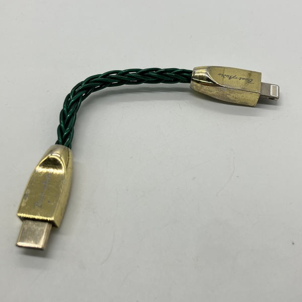 【中古】Emerald MKII Digital Adapter Cable Lighting to USB Type-C 【BEA-8541】【秋葉原】