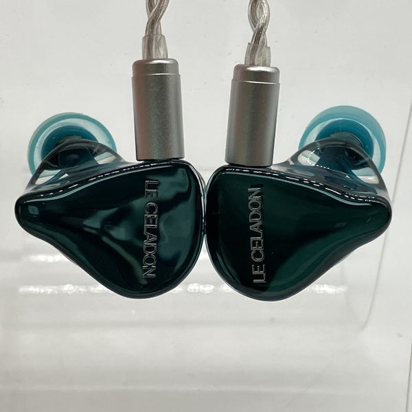 【中古】LE CELADON 【AZL-LECELADON】【日本橋】