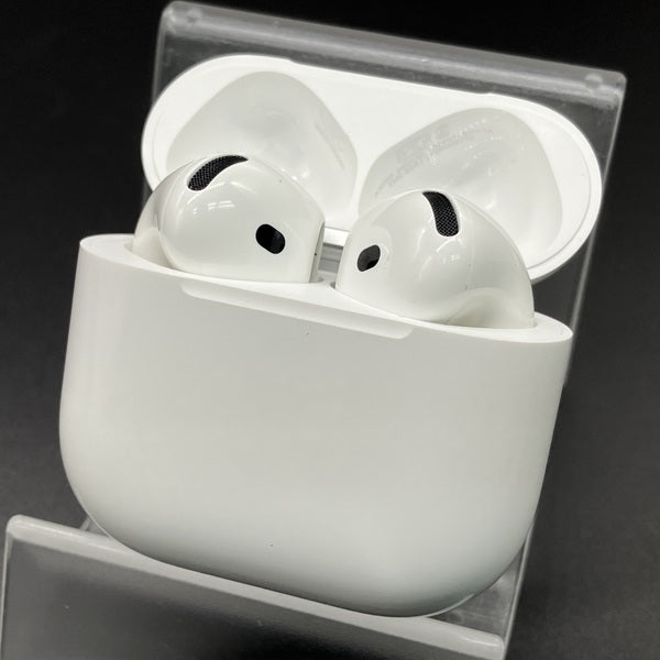 【中古】AirPods 4 MXP93J/A(アクティブノイズキャンセリング搭載)【秋葉原】