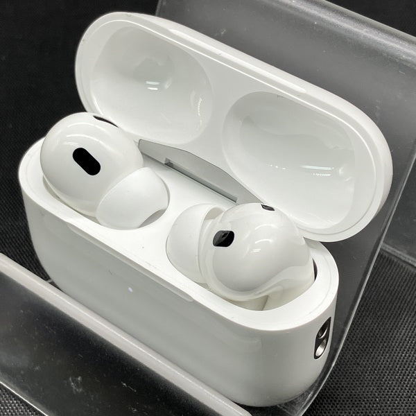 【中古】MagSafe充電ケース(USB-C)付きAirPods Pro(第2世代) MTJV3JA【秋葉原】