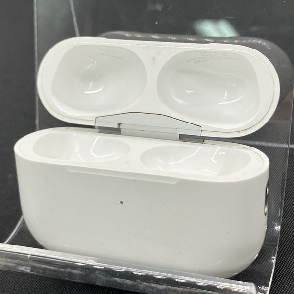 【中古】AirPods Pro (第2世代) 充電ケース (Lightning)【秋葉原】