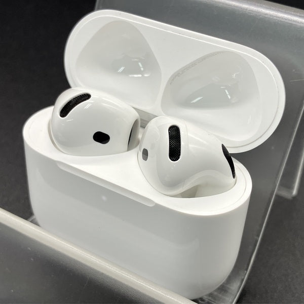 【中古】AirPods 4 MXP63J/A【秋葉原】