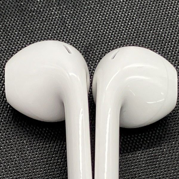 【中古】Apple EarPods with Remote and Mic【日本橋】