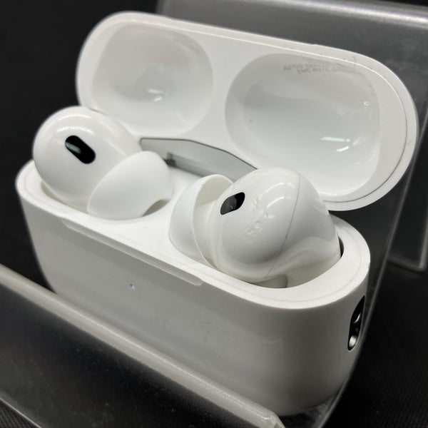 Apple AirPods Pro 2世代 本体 イヤホン MQD83J/A 楽天市場】AirPods Pro 第2世代 MQD83J/A 【訳あり】 : らいぶshop