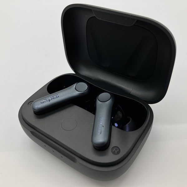 【中古】Air Pro 4 - Black【秋葉原】
