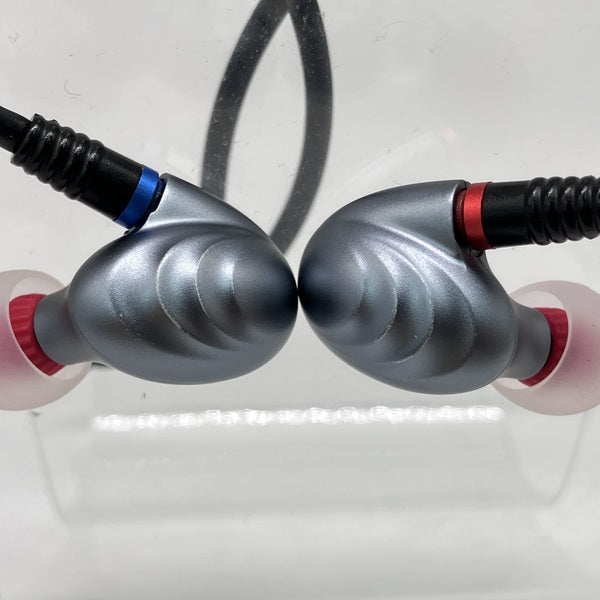 【中古】F9PRO 【FIO-IEMF9P-T】【日本橋】
