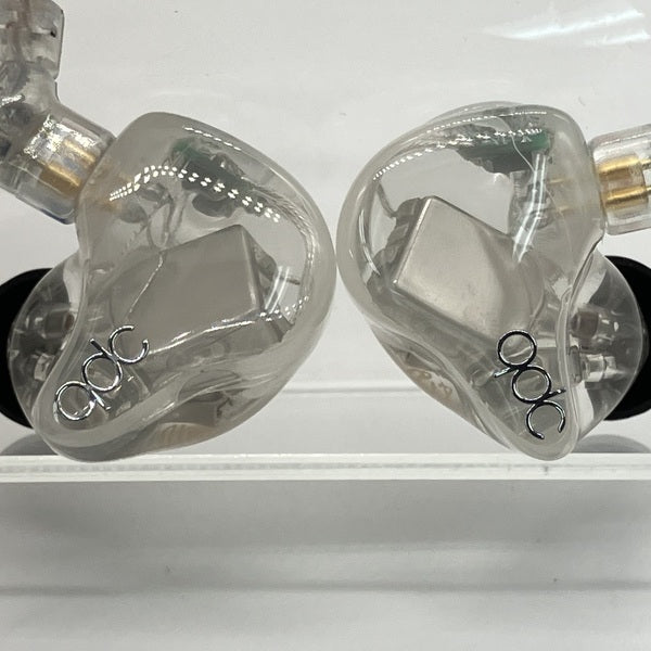 【中古】Studio 4SS 【QDC-STUDIO-4SS】【秋葉原】