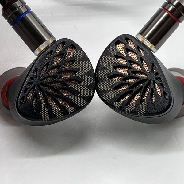 風夏特製イヤホンジャック KZ ZST Pro」編／ZS6だけじゃない！ KZ人気イヤホンの「新