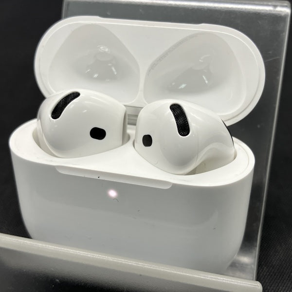 【中古】AirPods 4 MXP63J/A【秋葉原】