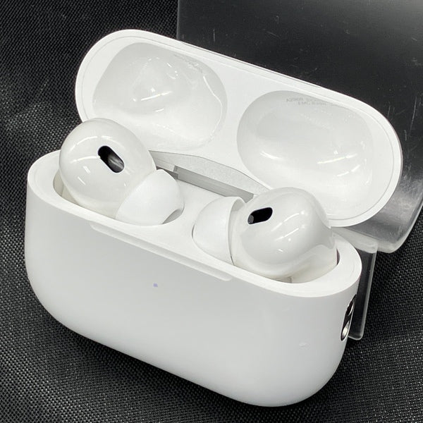 【中古】MagSafe充電ケース(USB-C)付きAirPods Pro(第2世代) MTJV3JA【秋葉原】
