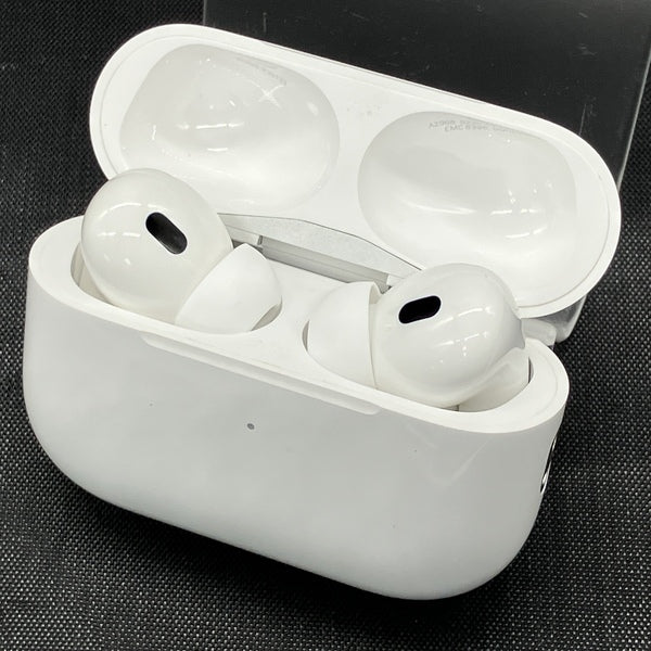 【中古】MagSafe充電ケース(USB-C)付きAirPods Pro(第2世代) MTJV3JA【秋葉原】